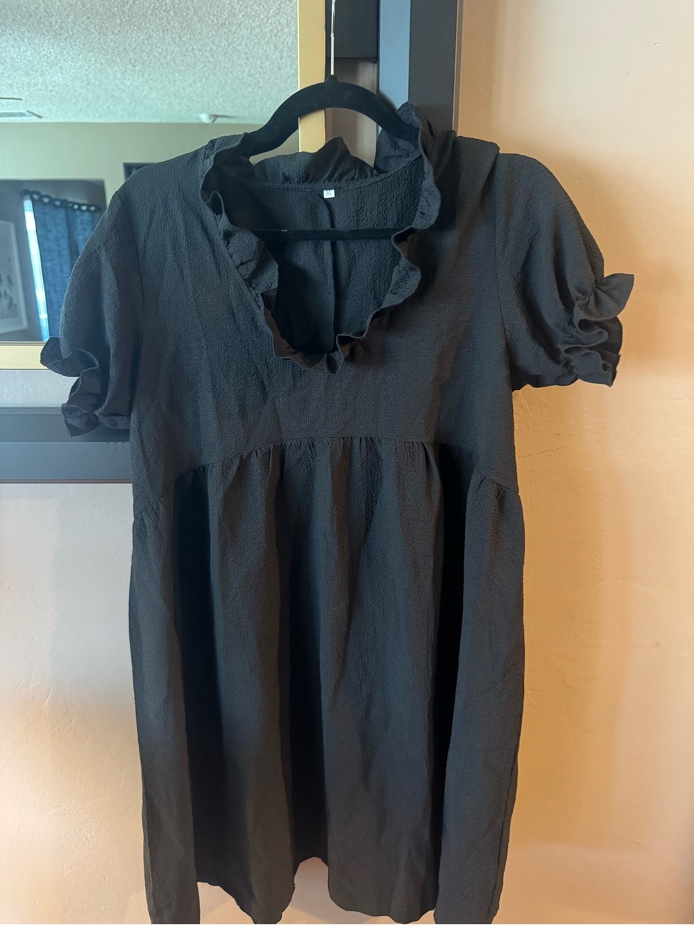 Black Ruffle Neck Short Sleeve Dress